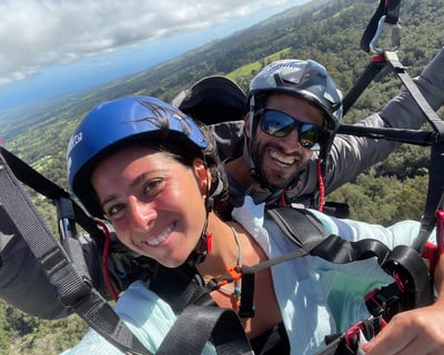 Tandem Paragliding Flight & 1-Hour Lesson on Maui
