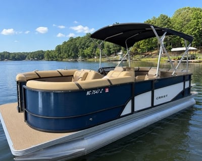 22' Tritoon Rental on Lake Norman