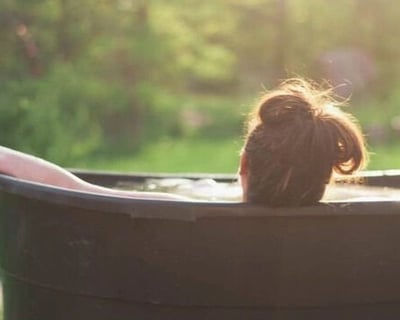 Sauna Bath Ritual & Salt Scrub in Sharon