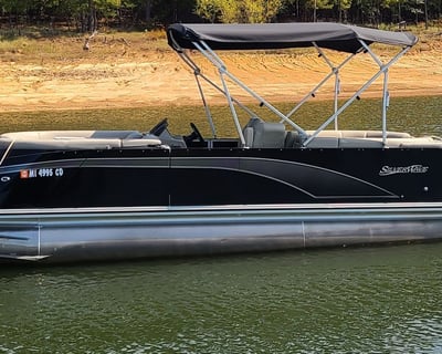 Sardis 22' Tritoon Boat Rental