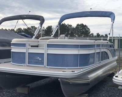 Camden 115 HP Pontoon Rental