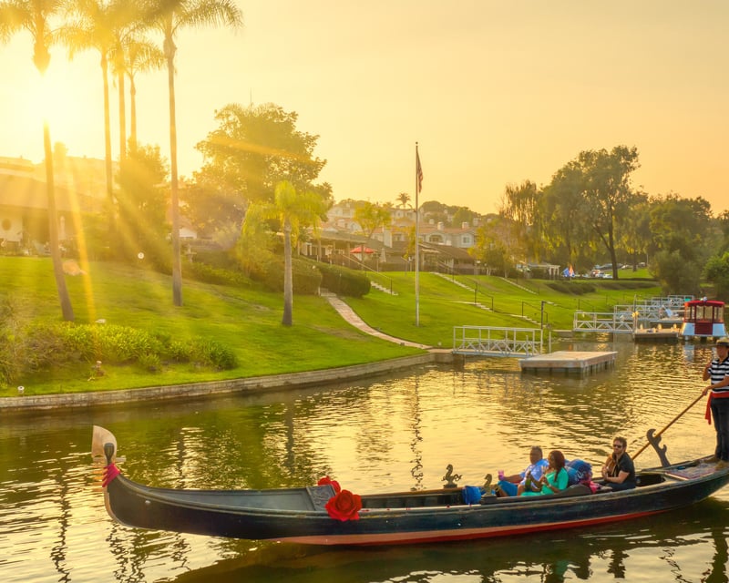 Private Sunset Gondola Ride in San Marcos