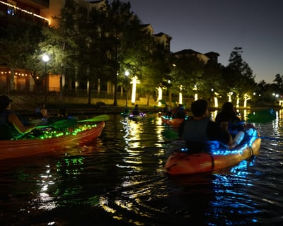 Moonlight Kayak Tour on Lake Woodlands