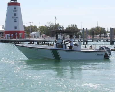 Marathon 24' Boston Whaler Boat Rental