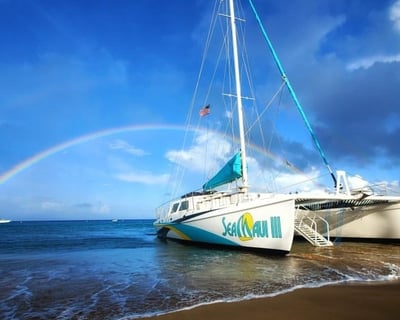 Premium Sunset Dinner Cruise from Ka'anapali