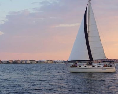 Jolly Mon 2-Hour Sailing Adventure