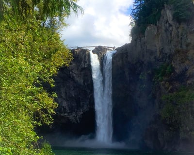 Private Snoqualmie Falls Guided Tour From Seattle