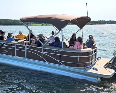 150hp Tritoon Rental on Grand Lake