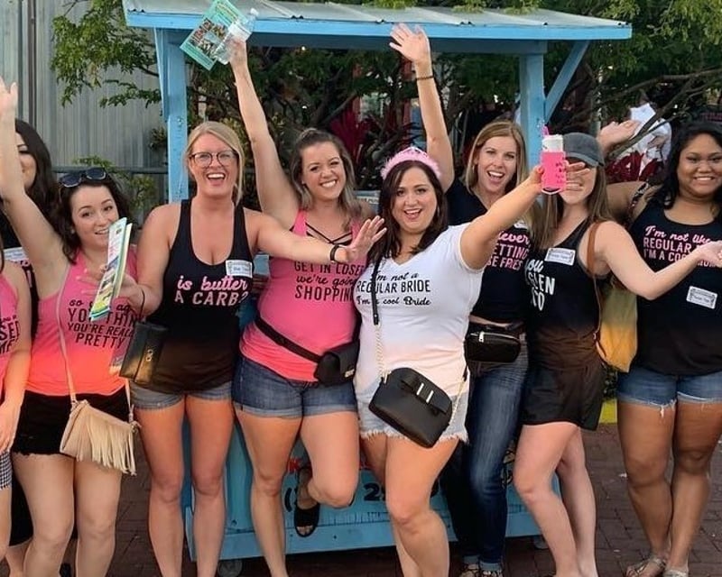 Downtown Austin Scavenger Hunt with Landmarks & Riddles