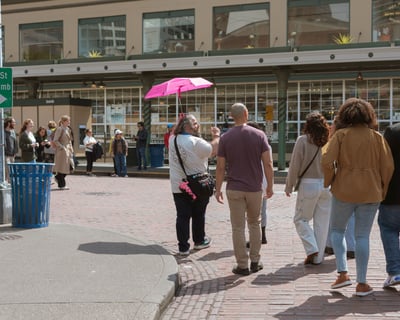Evening Stroll Guided Tour of Pike Place Market