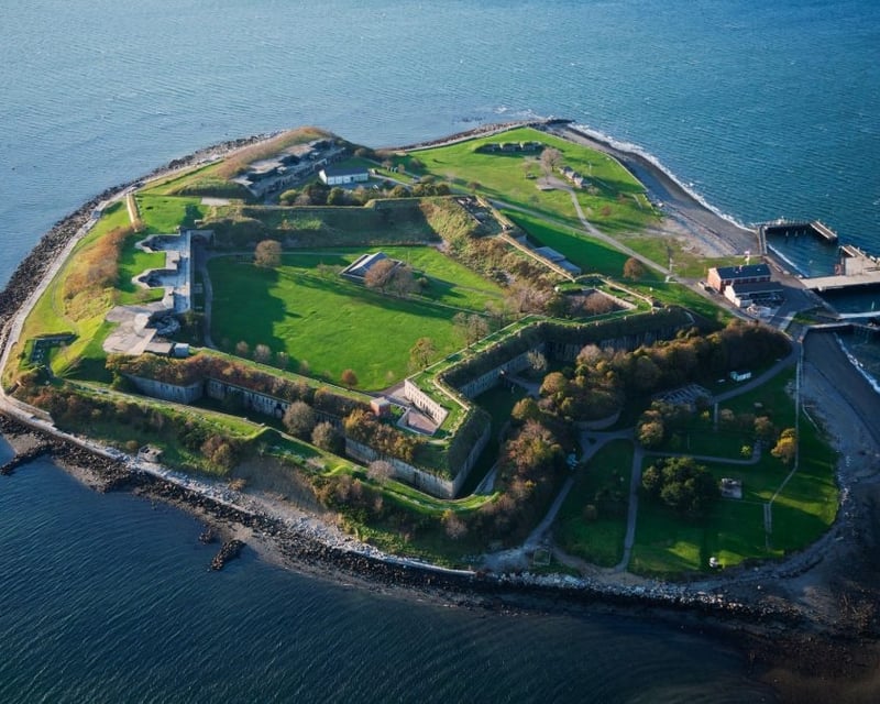 Private Half-Day Boston Harbor Islands Sailing Charter