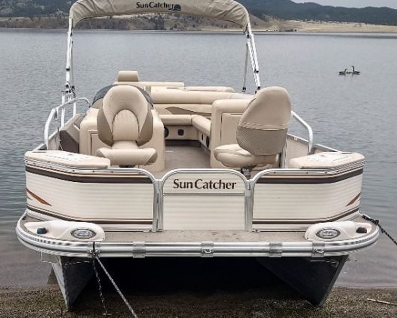 22' Pontoon Boat Rental on Hauser Lake Near Helena