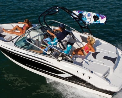 21' Bowrider Rental on Lake Coeur d'Alene