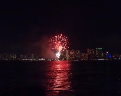 Honolulu New Year's Fireworks Cruise