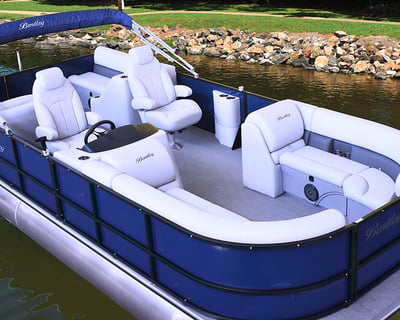 Pontoon Boat Rental in Hilton Head for 12