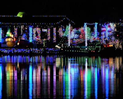 Holiday Lights & Caroling Cruise in Fort Myers Beach