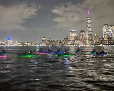 Night LED Kayak Tour in Jersey City