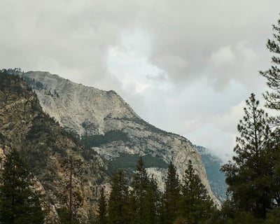 Full-Day Private Tour & Hike in Kings Canyon