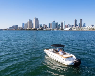 Speed Boat Rental on San Diego Bay