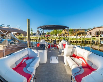 23' Tritoon Rental in Orange Beach