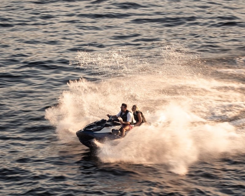 Full-Day Jet Boat Rental on the Colorado River in Laughlin