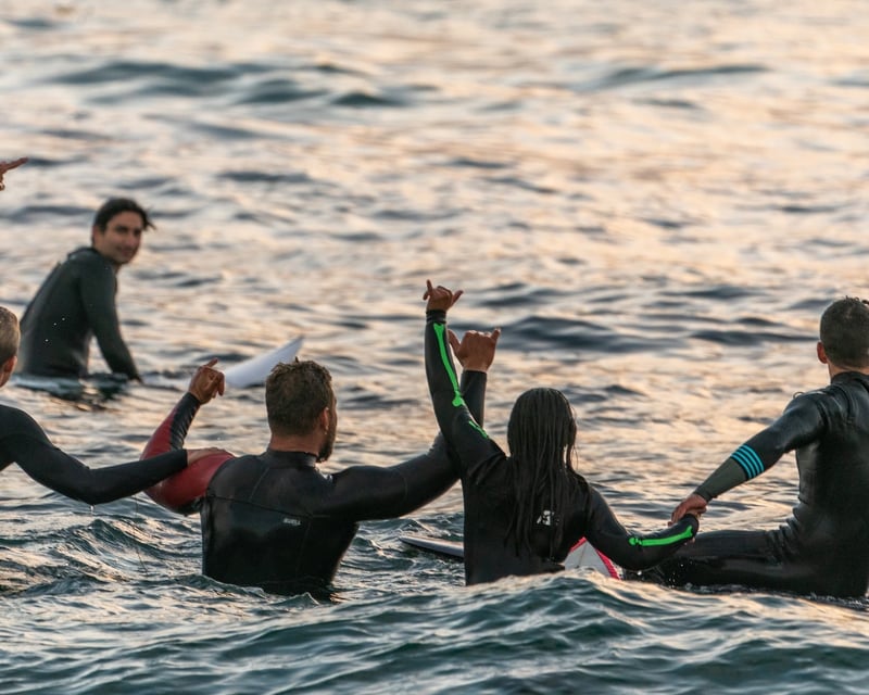 Group Surf Lesson with a Pro Surfer on Kauai