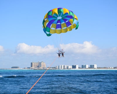 Parasailing Flight & Boat Ride in Destin