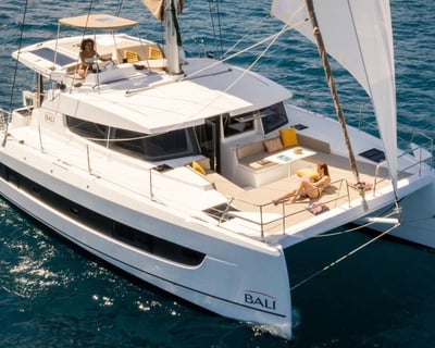 Private Catamaran Sail with Captain & Crew