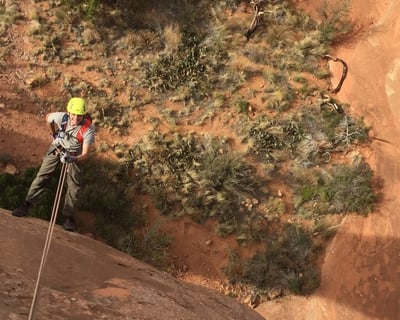 Rappelling Tour at Moab's Funnel Arch