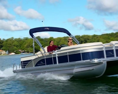 22' Pontoon Boat Rental on Harris Chain
