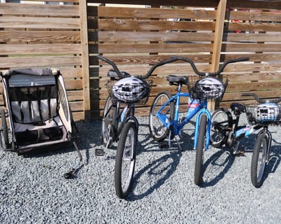 Carolina Beach Cruiser Bike & Child Trailer Rental