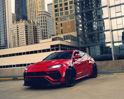Lamborghini Urus Rental in Chicago