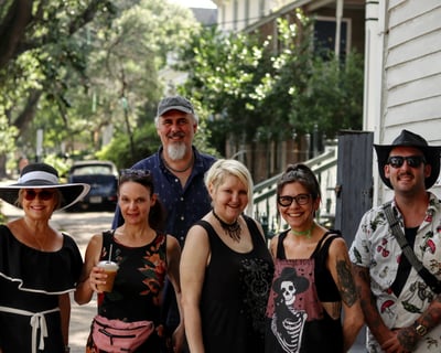 Gossip & Grandeur: A Stroll Through New Orleans' Garden District