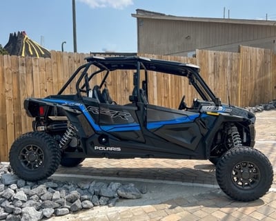 4-Seat Polaris RZR Rental in Pigeon Forge