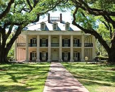 Oak Alley or Laura Plantation Tour