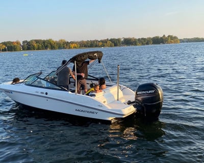 Monterey 205 Boat Rental on Lake Minnetonka