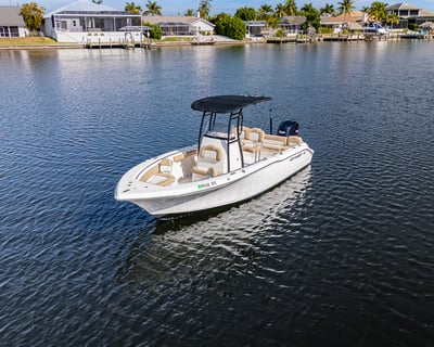 24' Boat Rental in Cape Coral