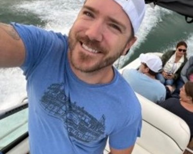 Licensed Lake Michigan Boat Captain for Hire in Chicago