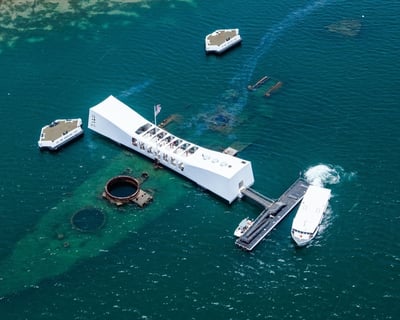 Pearl Harbor & Honolulu Helicopter Tour From Oʻahu