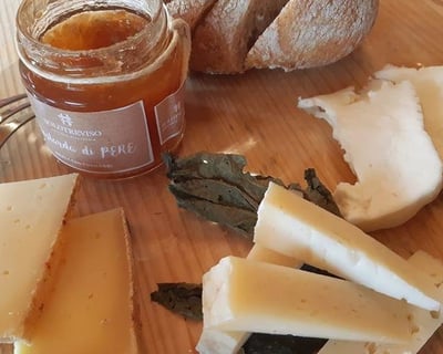 Prosecco Hills Wine & Cheese Tasting Tour