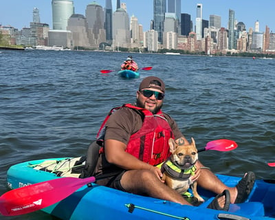 Dog-Friendly Kayak Tour in Jersey City
