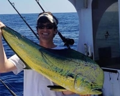 10-Hour Offshore Fishing Charter in Georgetown