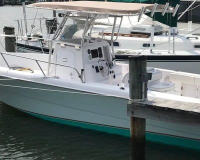 24' Center Console Boat Rental in Solomons