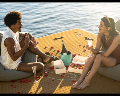 Champagne Floating Dinner in Condado Lagoon