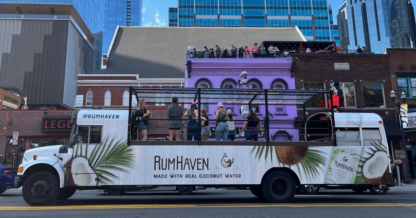 Nashville Bar Hopping Bus with Onboard Bartender