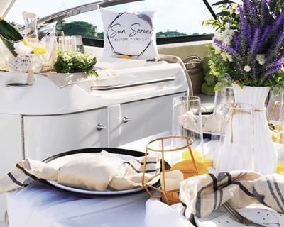 3-Hour Boat Picnic in Sarasota