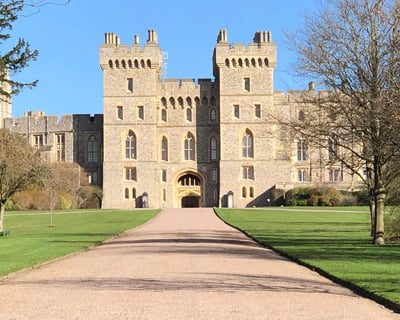 Hampton Court & Windsor Castle Royal Tour From London