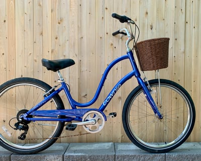 Ride a 7-Speed Townie Beach Cruiser Bike Rental