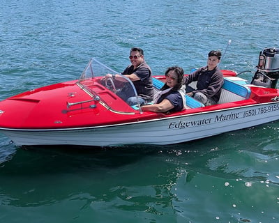 Retro Boat Rental in Foster City