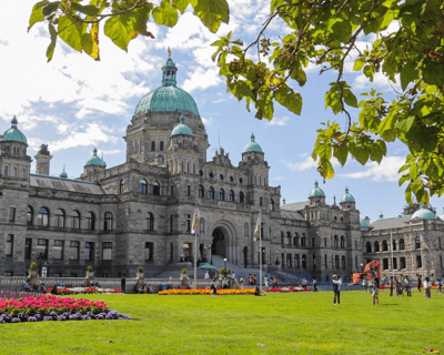 Explore Victoria Guided Sightseeing Tour From Vancouver